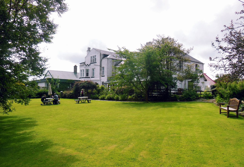 Landmark Scottish West Coast hotel for sale